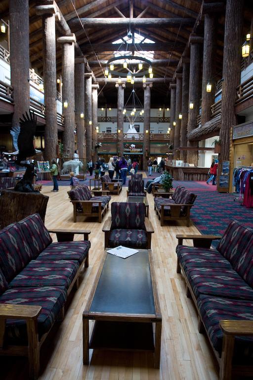 Glacier Park Lodge East Glacier Park Village Екстер'єр фото
